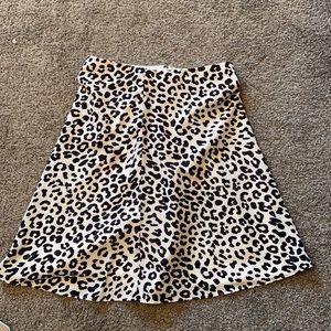 🤍 Cheetah skirt